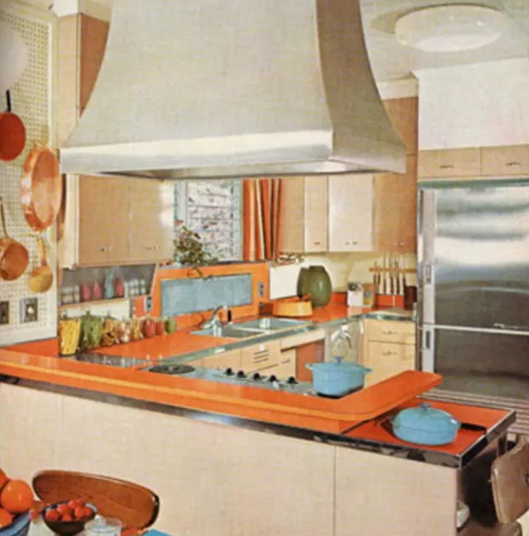 The Past And Future Of Kitchen Cabinets Cabinet Floor DIRECT   1950s 768x778 